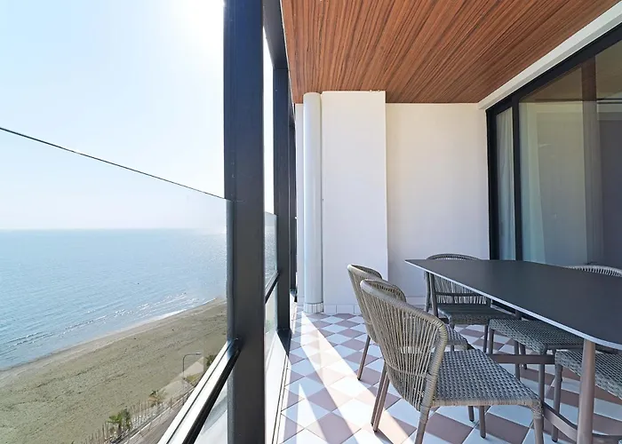 Apart-hotel Liv Mackenzie Adults Only Larnaca