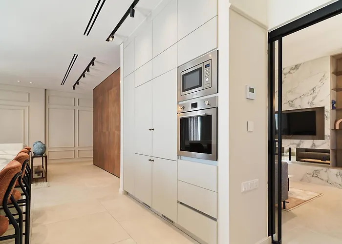 Apart-hotel Liv Mackenzie Adults Only 4*