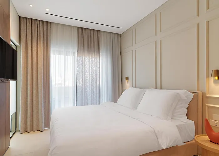 Liv Mackenzie Adults Only Apart-hotel Larnaca