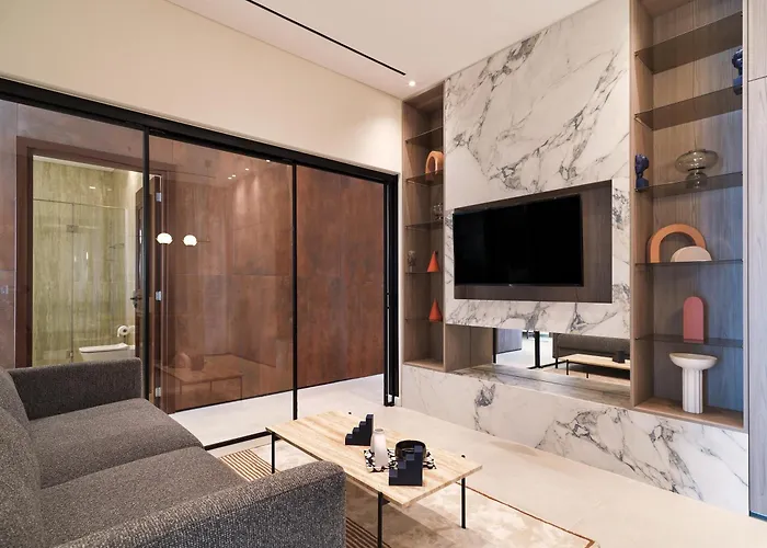 Apart-hotel Liv Mackenzie Adults Only 4*