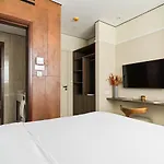 Liv Mackenzie Adults Only 4* Larnaca