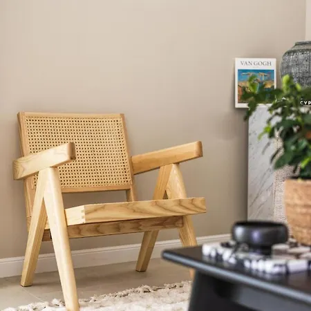 Liv Mackenzie Adults Only 4* Lárnaka