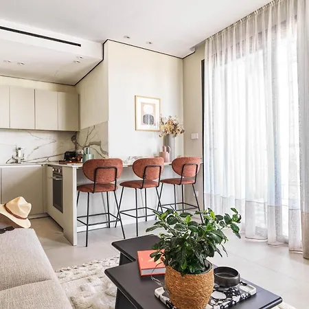 Liv Mackenzie Adults Only Apart Otel