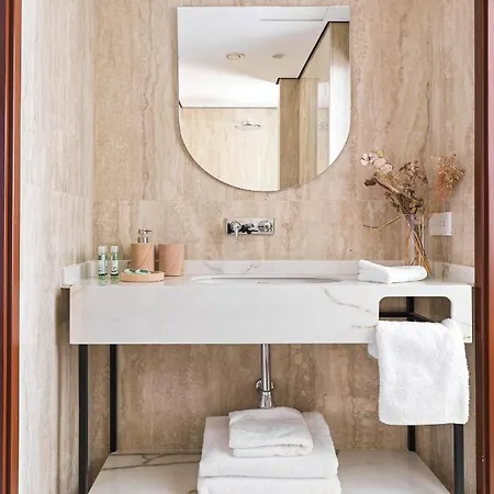 Apartmanhotel Liv Mackenzie Adults Only