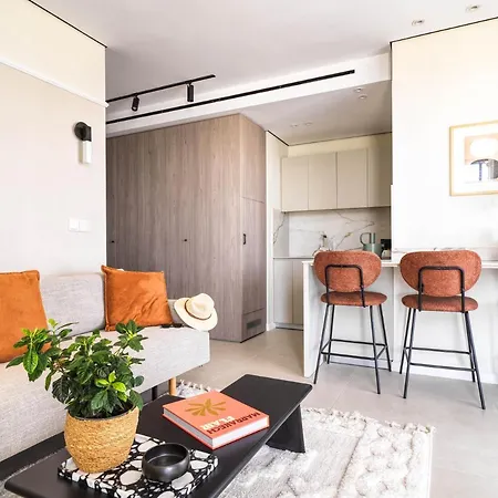 Hotel apartamentowy Liv Mackenzie Adults Only