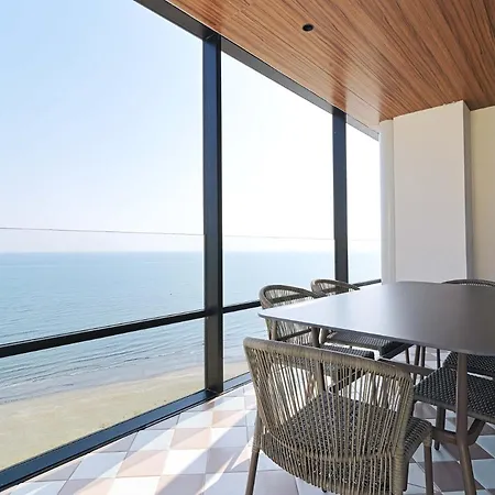 Liv Mackenzie Adults Only Apart Otel 4*