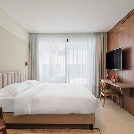 Hotel apartamentowy Liv Mackenzie Adults Only Larnaca