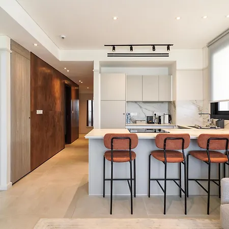 Liv Mackenzie Adults Only Apartmanhotel 4*