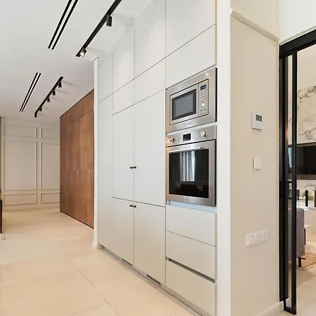 Hotel apartamentowy Liv Mackenzie Adults Only *