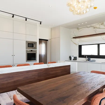 Liv Mackenzie Adults Only 4* Larnaca