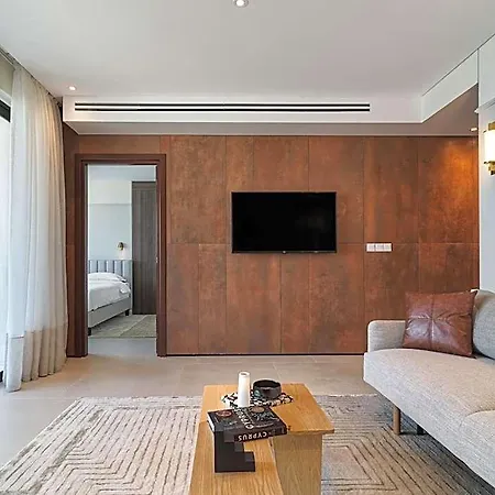 Aparthotel Liv Mackenzie (adults Only) Larnaca