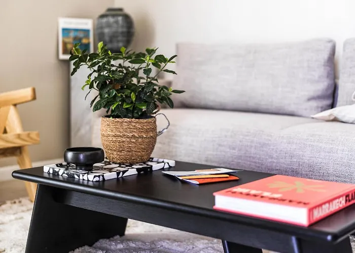 アパートホテル Liv Mackenzie Adults Only ラルナカ